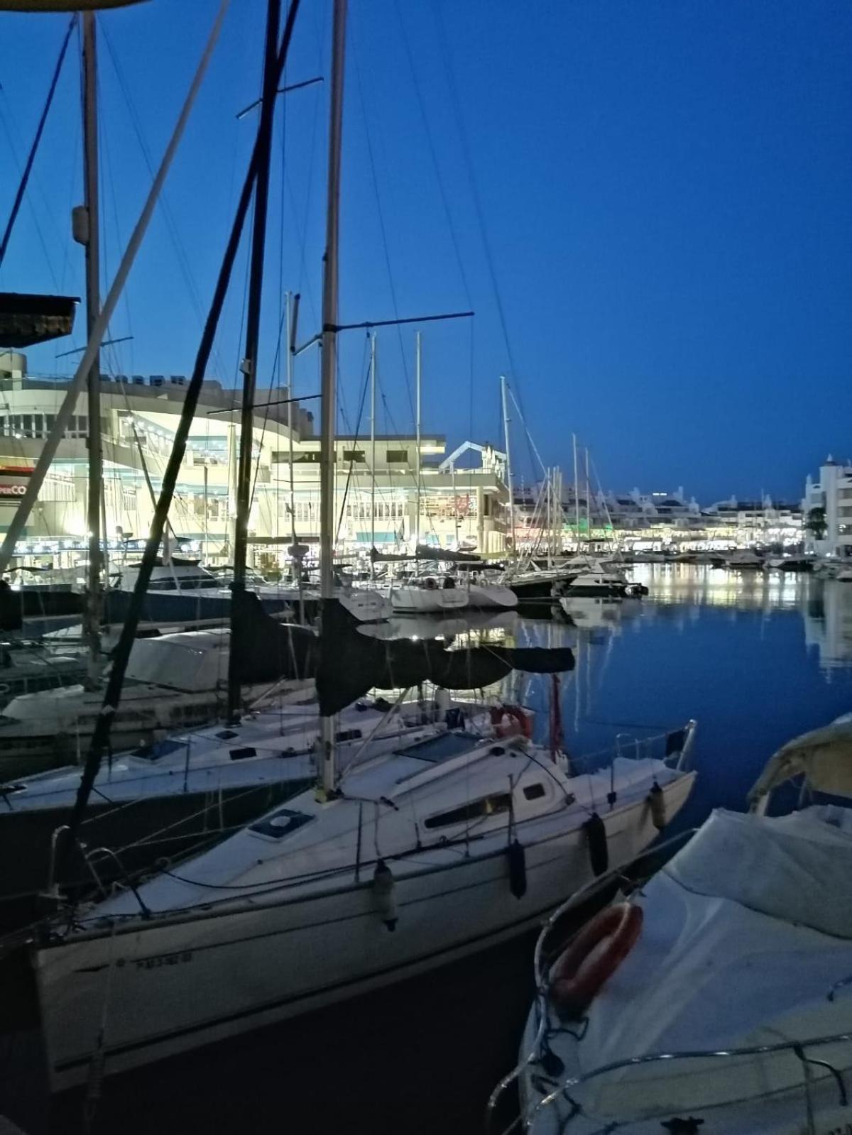 Apartment Helena Benalmádena Dış mekan fotoğraf